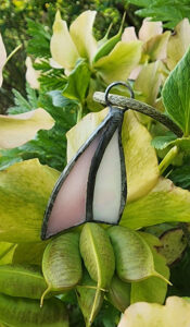 Pendentif perce-neige rose et blanc