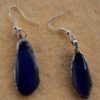 Paire de boucles d'oreilles larmes en verre bleu