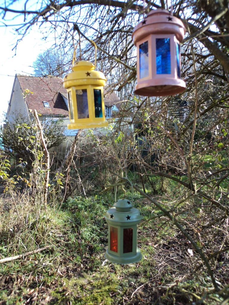 3 petites lanternes avec verre antique