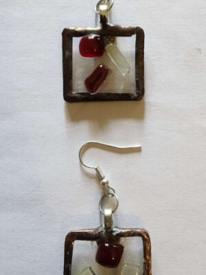 Boucles fusing éclats rouge et blanc monté Tiffany