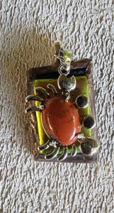 Crabe sur verre doré