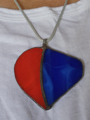 Pendentif Cœur vibrant bleu rouge