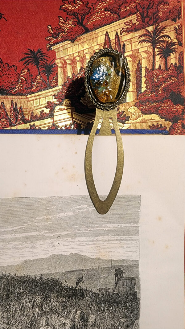 Marque page éclats d'ambre entier Marque page éclats d'ambre entier