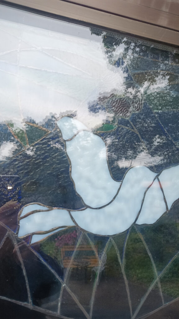 Vitrail Colombe à Nikko