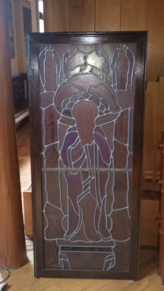 Vitrail religieux à la grisaille à Nikko