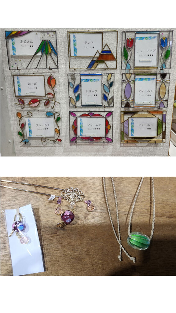 Bijoux en fusing et verres peints